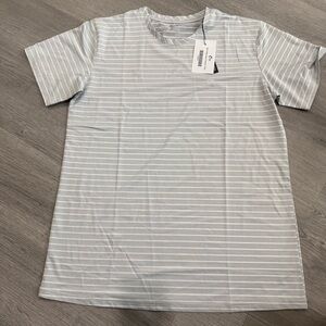 ZYIA Light Gray Striped Short Sleeve Tee